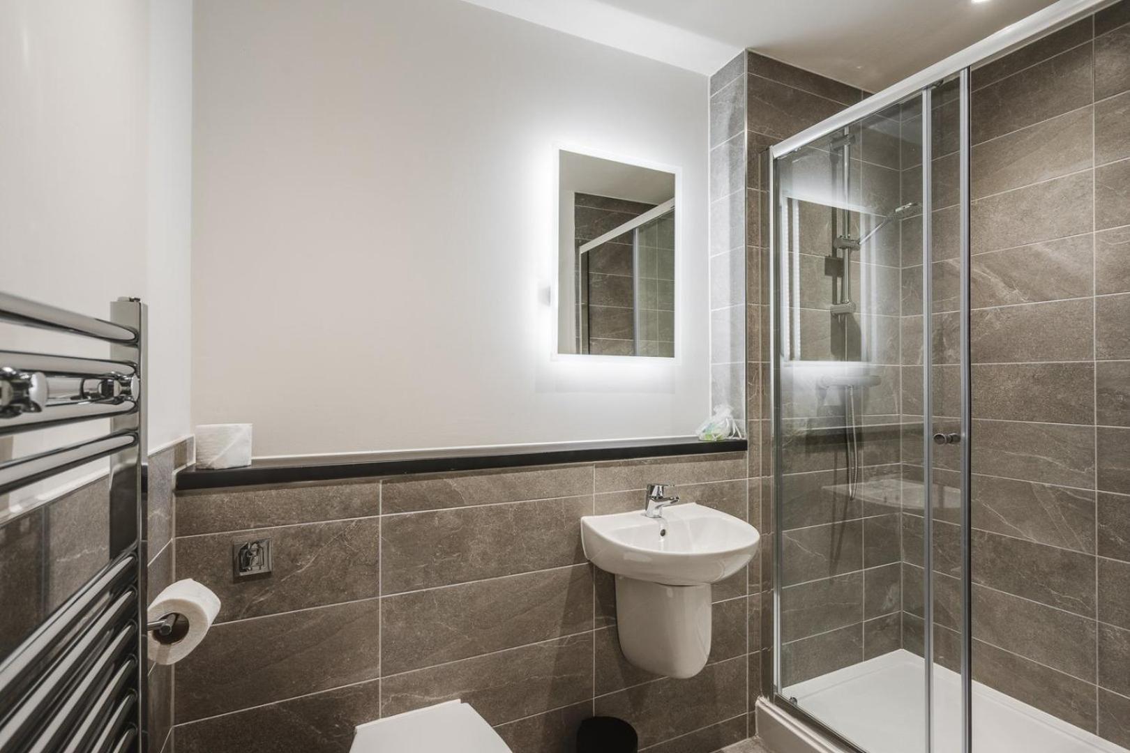 Guestready - Urban Refuge In Vauxhall, No Wifi ลิเวอร์พูล ภายนอก รูปภาพ